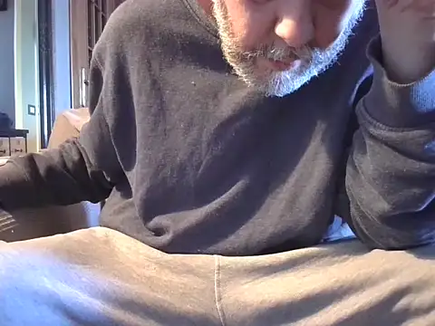 naked bear online show from 8, 2, 2026