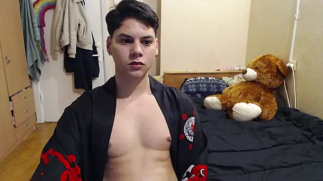 tomas boy20 online show from 10, 3, 2026