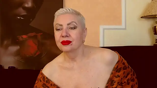 LadyPosh online show from 8, 10, 2025