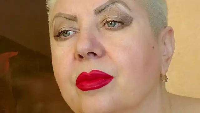 LadyPosh online show from 13, 3, 2025