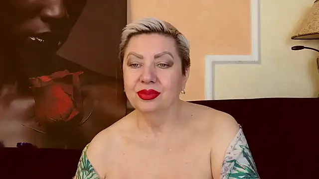 LadyPosh online show from 26, 11, 2025