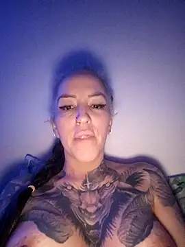 vamporasuccubus19777 online show from 18, 10, 2025