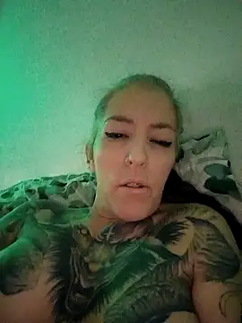 vamporasuccubus19777 online show from 18, 10, 2025