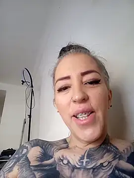 vamporasuccubus19777 online show from 10, 10, 2025