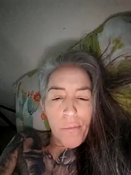 vamporasuccubus19777 online show from 18, 3, 2026