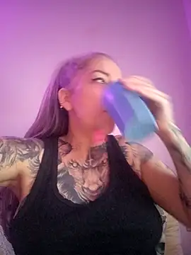 vamporasuccubus19777 online show from 1, 3, 2025