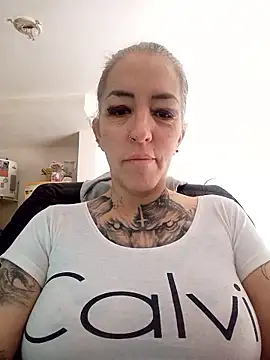 vamporasuccubus19777 online show from 10, 1, 2026