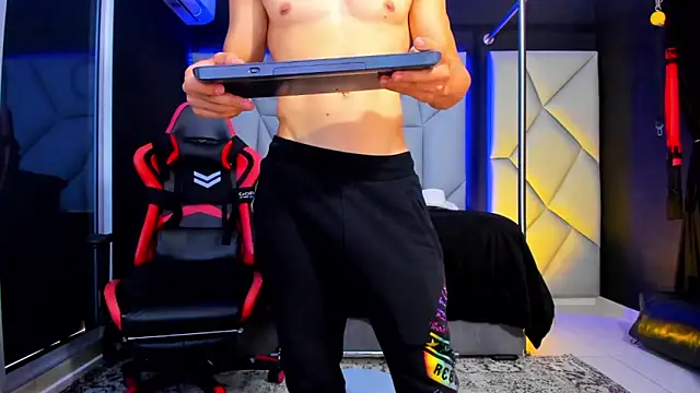 Aydenmiller96 online show from 22, 2, 2026