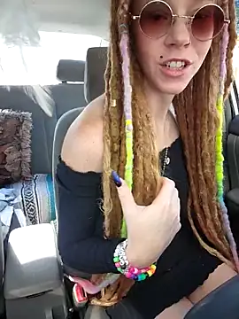 LucidLucy online show from 6, 10, 2025