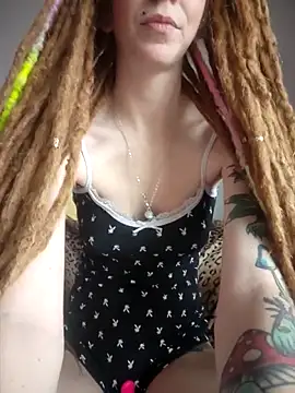 LucidLucy online show from 26, 11, 2025