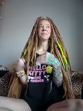 LucidLucy online show from 5, 12, 2025