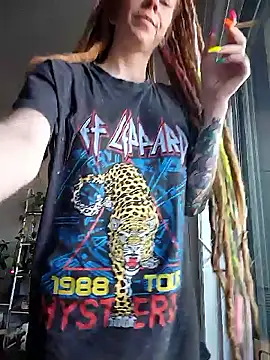 LucidLucy online show from 17, 9, 2025