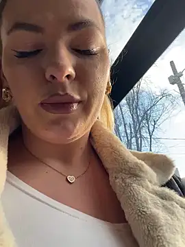 Snapshot of Dirtyfeelin chatting on 2, 3, 2025 Dirtyfeelin online show from 2, 3, 2025