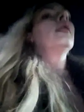 Snapshot of Dirtyfeelin chatting on 5, 2, 2026 Dirtyfeelin online show from 5, 2, 2026