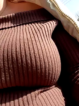 Snapshot of Dirtyfeelin chatting on 9, 2, 2025 Dirtyfeelin online show from 9, 2, 2025