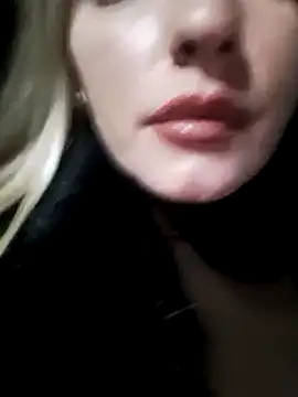 Snapshot of Dirtyfeelin chatting on 5, 12, 2024 Dirtyfeelin online show from 5, 12, 2024