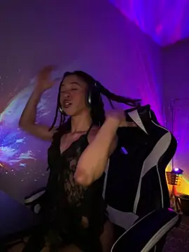 thebrattygoddess online show from 12, 3, 2025