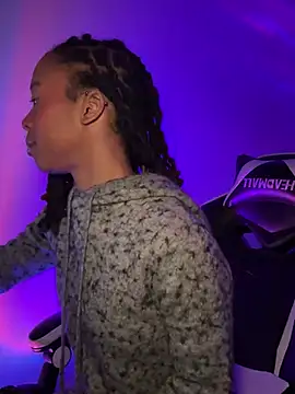 thebrattygoddess online show from 8, 3, 2025