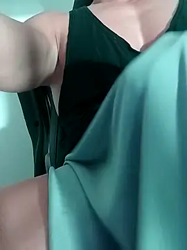 sexy fit guy on cam online show from 19, 10, 2025