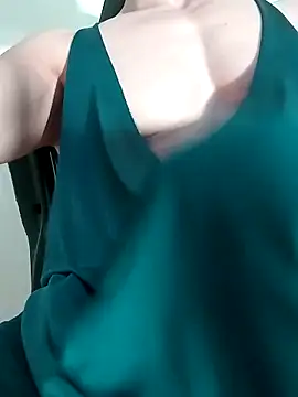 sexy fit guy on cam online show from 9, 9, 2025