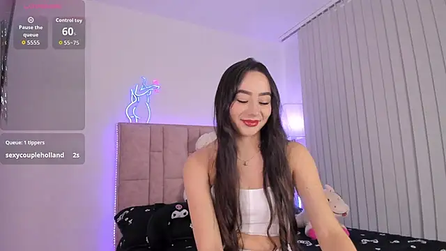 DannaTeen online show from 7, 11, 2025