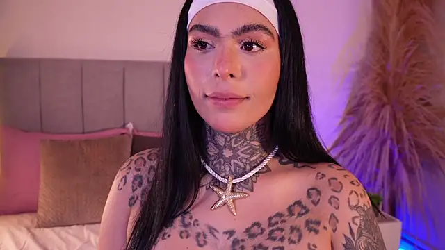 curvyliciousss online show from 21, 12, 2025