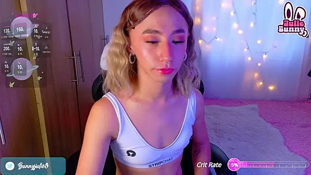 Snapshot of Littlebunny21 chatting on 5, 12, 2024 Littlebunny21 online show from 5, 12, 2024