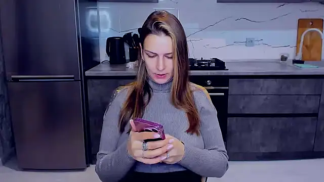 AlexiaDarren online show from 26, 2, 2025