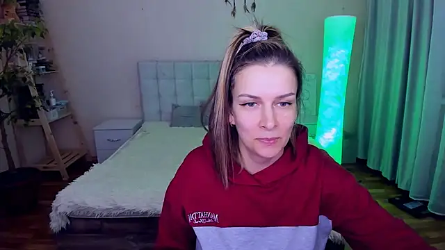 AlexiaDarren online show from 21, 3, 2025