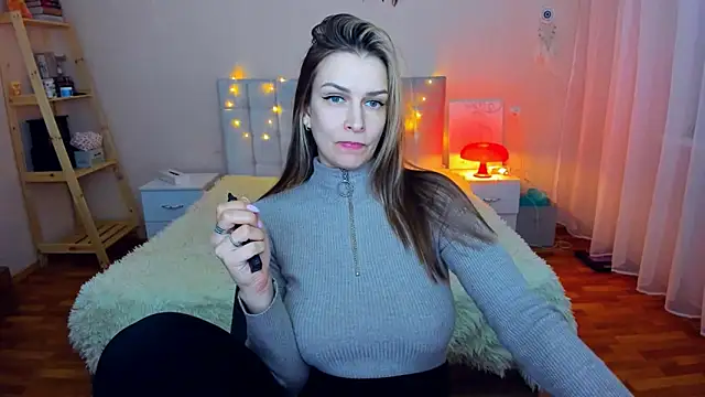 AlexiaDarren online show from 5, 3, 2025