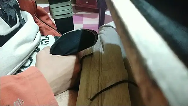 growing20yo online show from 12, 2, 2025