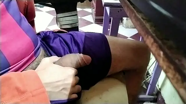 growing20yo online show from 29, 11, 2025