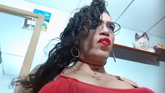 Snapshot of AngelikaTS chatting on 8, 7, 2026 AngelikaTS online show from 8, 7, 2026