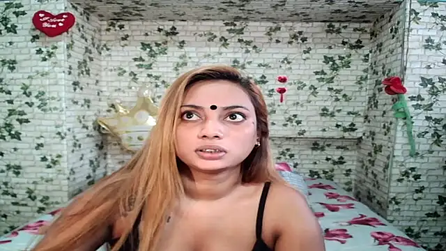 sexyindianchic online show from 23, 9, 2025