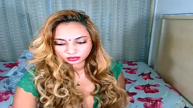 sexyindianchic online show from 26, 9, 2025