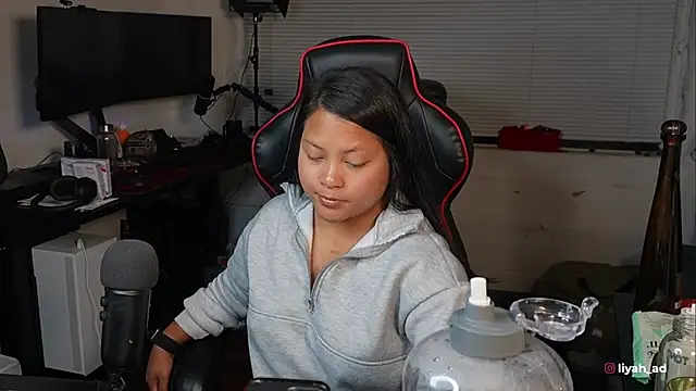 Bubbleliyah online show from 10, 10, 2025