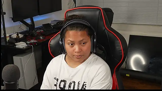 Bubbleliyah online show from 26, 2, 2025