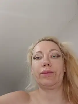 Snapshot of SofiaJoy chatting on 9, 7, 2026 SofiaJoy online show from 9, 7, 2026