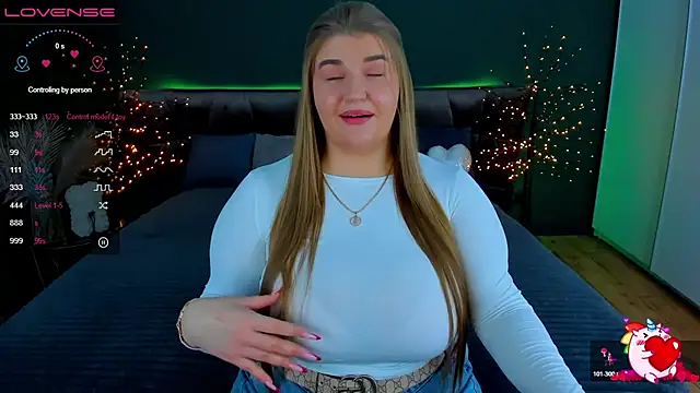 Snapshot of Adele_sugar chatting on 4, 11, 2025 Adele sugar online show from 4, 11, 2025