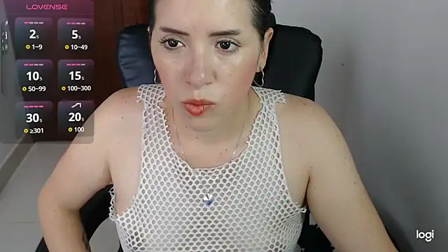 spicey latina online show from 20, 4, 2026