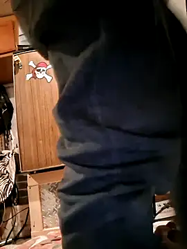 Snapshot of justinewe69 chatting on 3, 10, 2025 justinewe69 online show from 3, 10, 2025