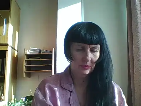 Snapshot of MelanyBanks chatting on 2, 11, 2025 MelanyBanks online show from 2, 11, 2025