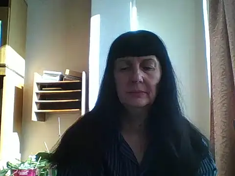 Snapshot of MelanyBanks chatting on 3, 11, 2025 MelanyBanks online show from 3, 11, 2025