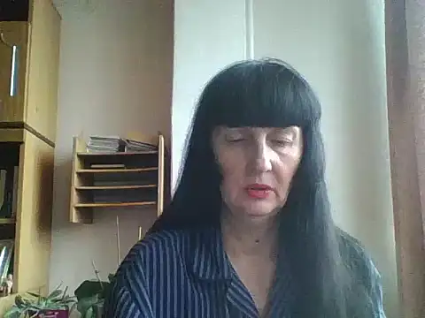 Snapshot of MelanyBanks chatting on 21, 12, 2025 MelanyBanks online show from 21, 12, 2025