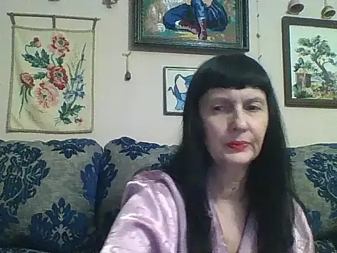 Snapshot of MelanyBanks chatting on 5, 4, 2026 MelanyBanks online show from 5, 4, 2026