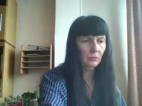 Snapshot of MelanyBanks chatting on 17, 11, 2025 MelanyBanks online show from 17, 11, 2025