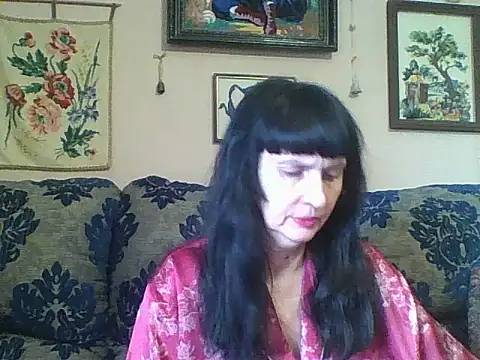 MelanyBanks online show from 28, 4, 2026