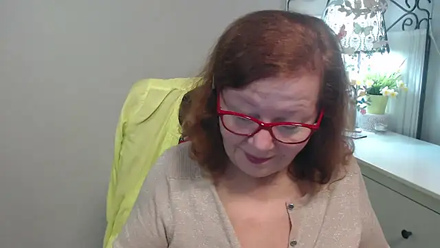 Adelewildx online show from 8, 10, 2025