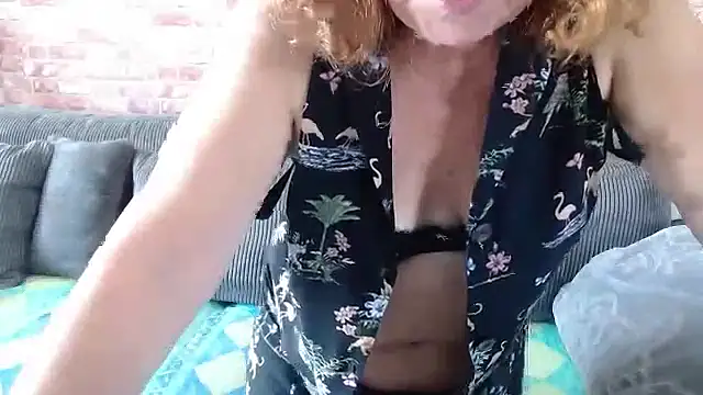 Adelewildx online show from 20, 9, 2025