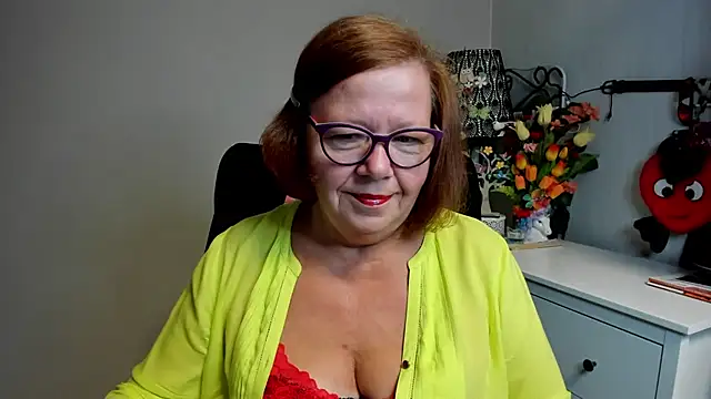 Snapshot of Adelewildx chatting on 6, 7, 2026 Adelewildx online show from 6, 7, 2026